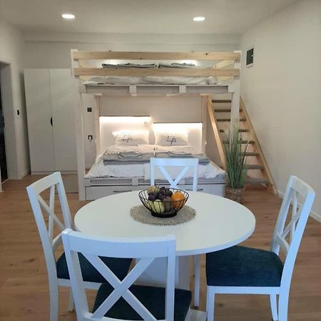Apartman Mr Guest クラピナ エクステリア 写真